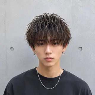 メンズ メンズカラー／心斎橋 吉本大地のヘアスタイル