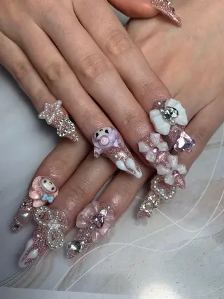 ネイル akina nailsのネイルデザイン