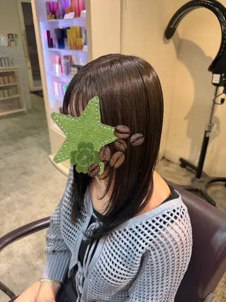 セミロング カラー ユ ウカのヘアスタイル