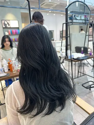 ロング 韓国ヘアメンズ・レデ ィース特化ミクのヘアスタイル