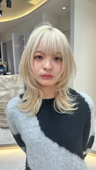 ミディアム カラー レイヤーダブルカラー KYONのヘアスタイル