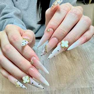 ネイル ANH NAIL ゴテゴテ専門店💎のネイルデザイン