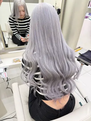 ロング カラー 羽エクステハイトーン naviRaikiのヘアスタイル