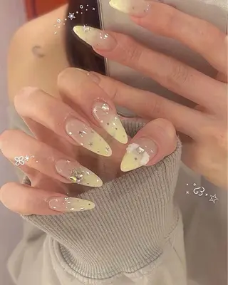 ネイル Blingg NailStudioのネイルデザイン