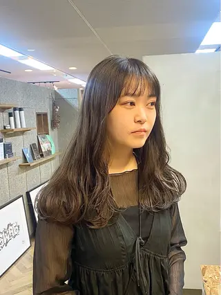 セミロング カラー パーマ ヘアアレンジ ハル🌸柔色/ ブリーチなし/艶髪のヘアスタイル