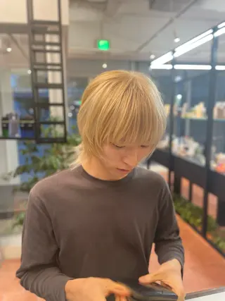 ショート メンズ ⭐️韓国ブリーチ 顔周りカット⭐️のヘアスタイル