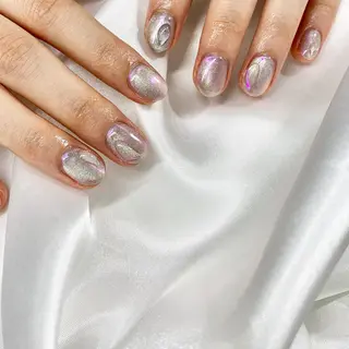 ネイル マツエク・マツパ アイブロウ new me"のネイルデザイン