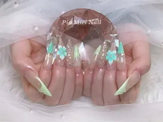 ネイル Pio Mielのネイルデザイン