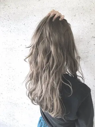 ロング Day& Nightのヘアスタイル