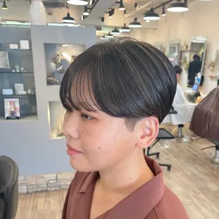ショート VISAGE ba.sk 金子詩帆のヘアスタイル