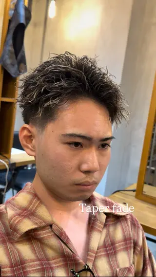 ショート カラー パーマ メンズ 海外風メンズ🇺🇸 💈N.Yuto💈のヘアスタイル