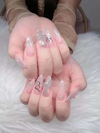 ネイル Lee Nailsのネイルデザイン