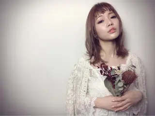 ミディアム カラー パーマ ヘアアレンジ 岩崎 克秀のヘアスタイル
