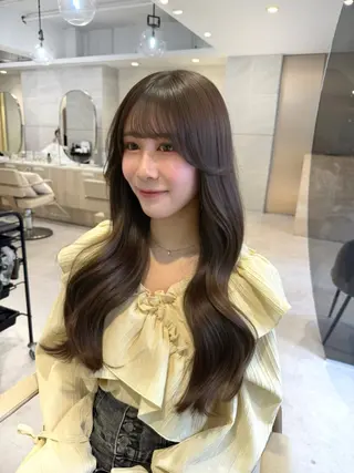 ロング カラー 透明感カラー🌿 グレージュ🐺陽介のヘアスタイル