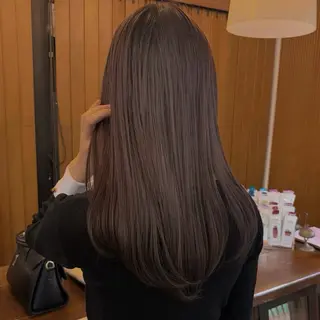 ロング カラー 透明感カラー/ くるくるパーマミウのヘアスタイル
