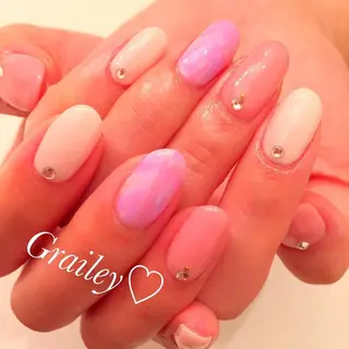 ネイル Grailey nail salonのネイルデザイン