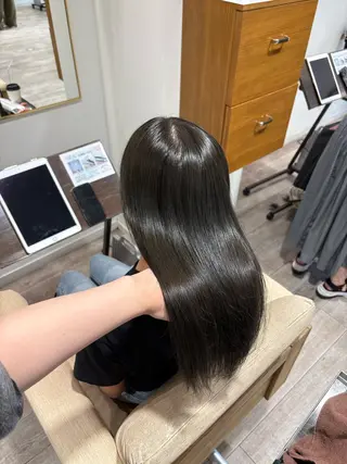 カラー ブリーチカラー/茨木 𝙨𝙖𝙠𝙞💚のヘアスタイル