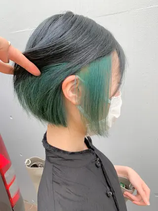 ショート カラー 🫧艶ダブルカラー ブリーチ🫧トモヤのヘアスタイル