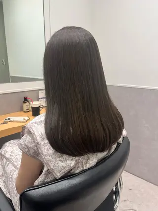 ロング カラー 𝒢𝒾𝓇𝓁𝓎 ⑅　𝓎𝓊𝓀𝒶のヘアスタイル