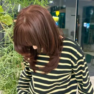 カラー 二次元ウルフ🍒 ボルドーカラー愛希子のヘアスタイル