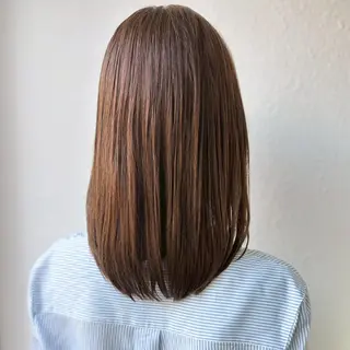 セミロング 💧艶髪ストレート ✨ロング／府川直樹のヘアスタイル