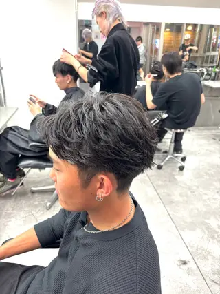 メンズ パーマ特化 🇰🇷yutoのヘアスタイル
