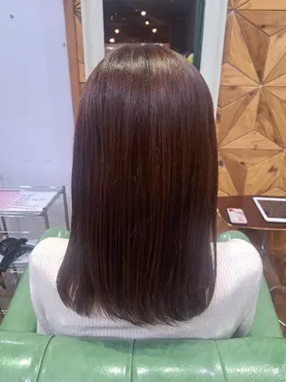 セミロング クボ タのヘアスタイル