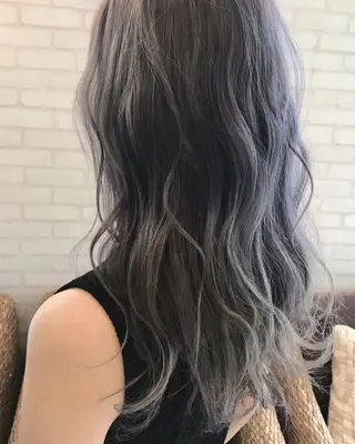 セミロング カラー 浅川 実行のヘアスタイル