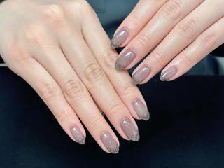 ネイル Elegantbea utyショウレイのネイルデザイン