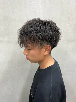メンズ 岡本 悠聖のヘアスタイル