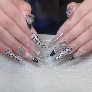 ネイル Una NAILMANAMIのネイルデザイン