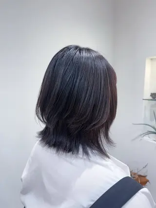 ミディアム 天野 結衣のヘアスタイル