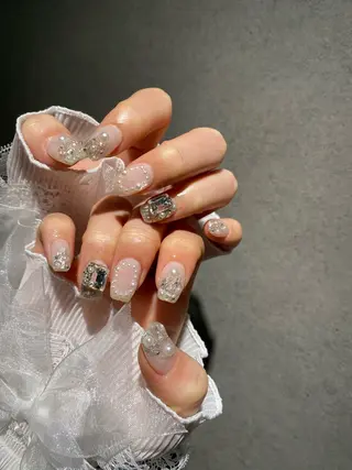 ネイル I-nailロング /ワンホン/キラキラのネイルデザイン