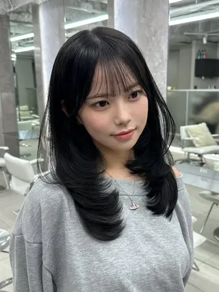 セミロング のり🐼顔まわり/ 韓国/レイヤーカットのヘアスタイル