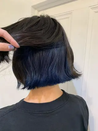 ショート カラー wakana/ 柔らかベージュカラーのヘアスタイル