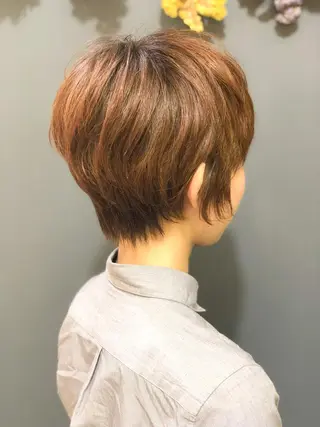 ショート カラー 森下 友 Dio...池袋のヘアスタイル