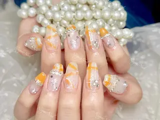 ネイル 🦋 Queenieのネイルデザイン