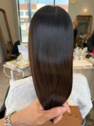 ロング 赤み消し×髪質改善 🍏上田晃司のヘアスタイル