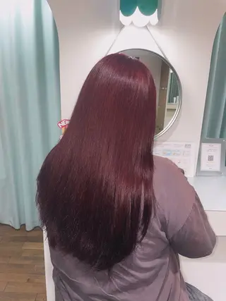 ロング カラー lutz／ MIONのヘアスタイル