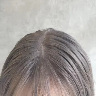 ショート カラー 顔周りレイヤーカット ブリーチminamiのヘアスタイル