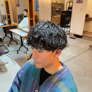 ショート ツイスパ/シャドウ 新井のヘアスタイル