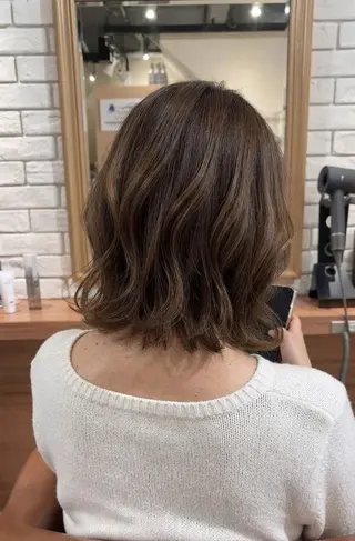ミディアム flencia 丸 和博|カットのヘアスタイル