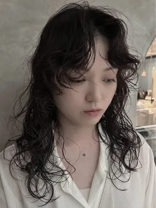ミディアム カラー パーマ デザインパーマ/ カット/nanaのヘアスタイル
