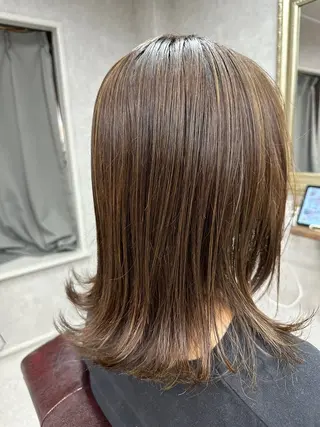 セミロング カラー 髪質改善サロン Lien深井店のヘアスタイル