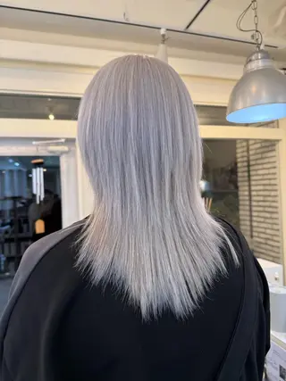 ミディアム andKおもろまち店 艶ダブルカラー✨のヘアスタイル