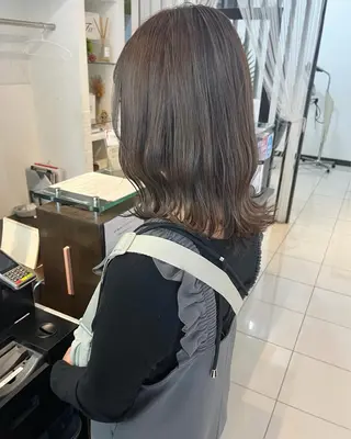 ミディアム カラー アレンジ&ショート 💙YUKINOのヘアスタイル