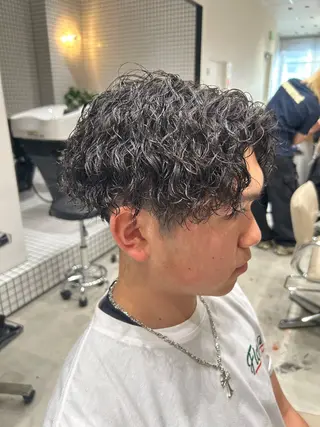 パーマ メンズ 🐲ツイスパ🐲 フェード/龍のヘアスタイル
