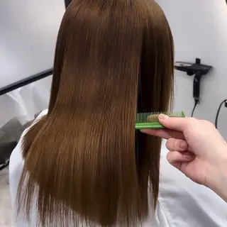 セミロング Ren. 🦋デザインカラーのヘアスタイル