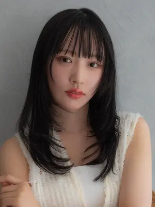 ロング カラー アートディレクター のぐちのヘアスタイル