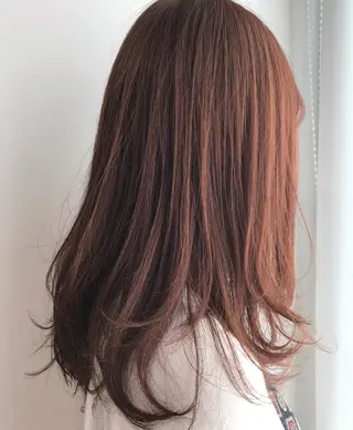 セミロング カラー レイヤー/大人ボブ| ワタナベ リョウカのヘアスタイル